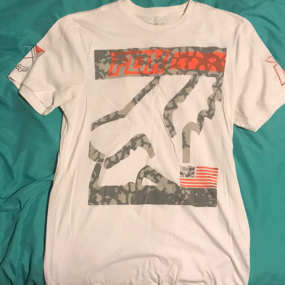 Fox tee